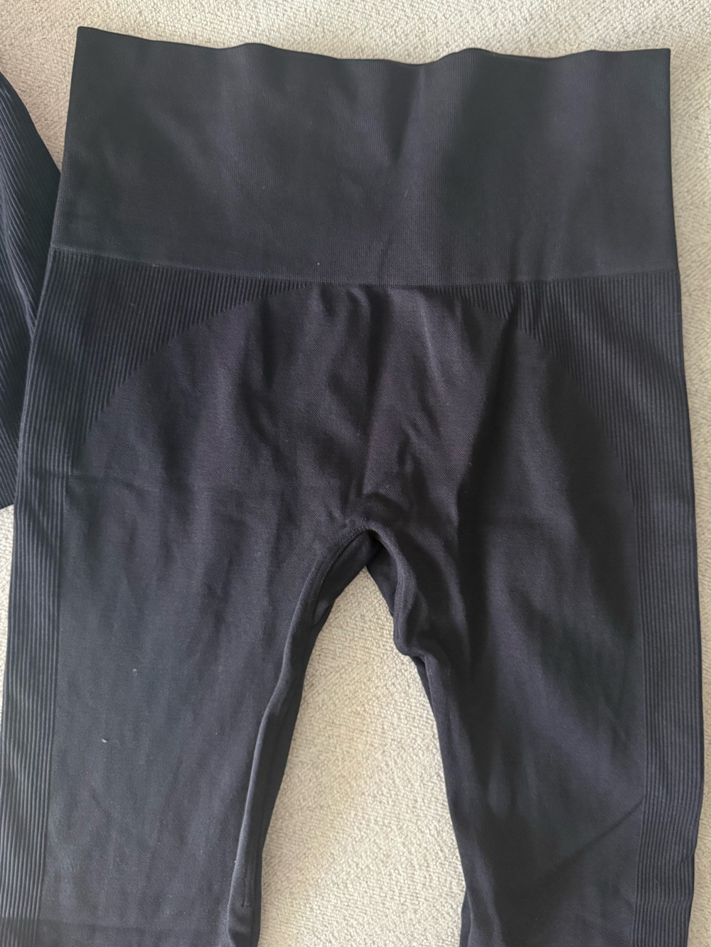 SET Active Black Seamless Ribbed Workout Bra & Leggings - Picture 2 of 6